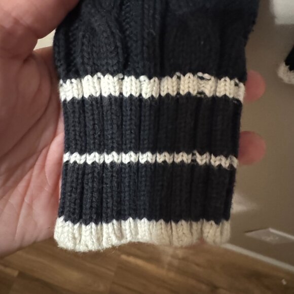 Vintage St. John’s Bay Sweater (Y2K / Coastal Style) - Picture 3 of 5